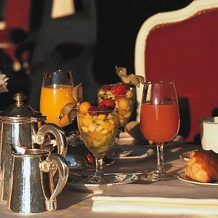Chateau D'esclimont 5* ILE-DE-FRANCE