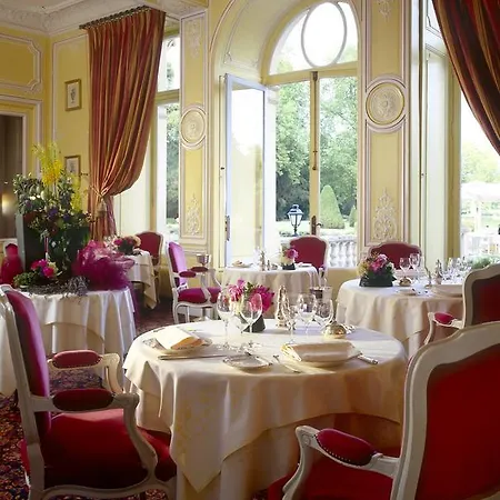 Hotel Chateau D'esclimont 5*