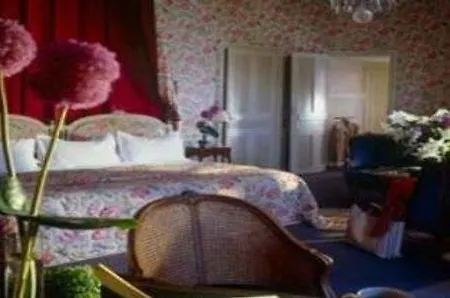 Chateau D'esclimont Hotel
