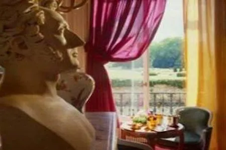 Chateau D'esclimont 5*