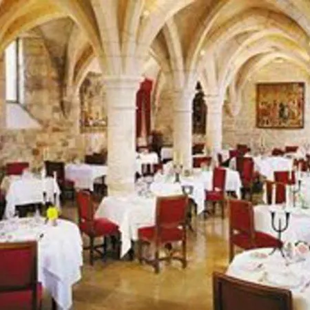 Chateau D'esclimont Hotel