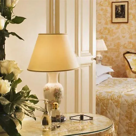 Chateau D'esclimont Hotel 5*