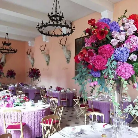 Chateau D'esclimont Hotel 5*