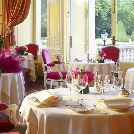 Chateau D'esclimont Hotel