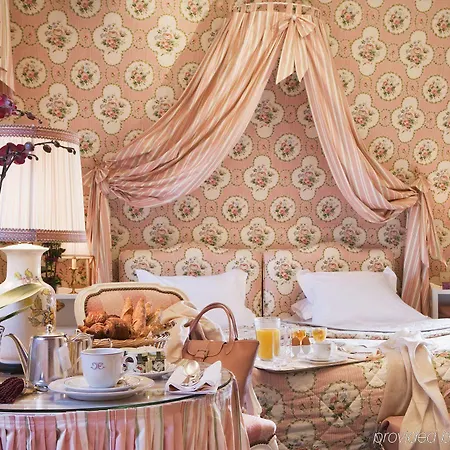 Chateau D'esclimont Hotel 5*